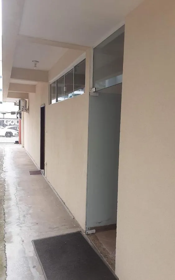 Residencial Costumes Brasileiras Canario Bombinhas