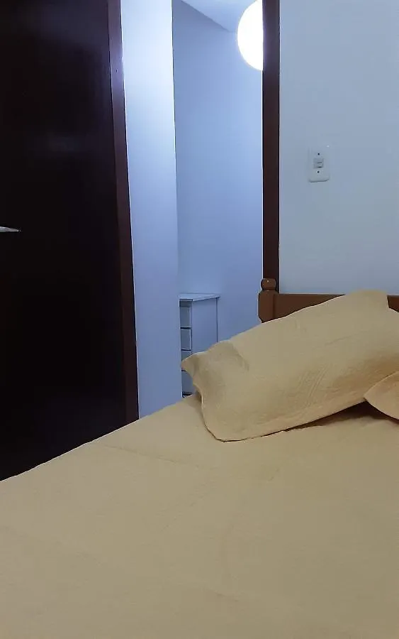 Residencial Costumes Brasileiras Canario Bombinhas Apartment