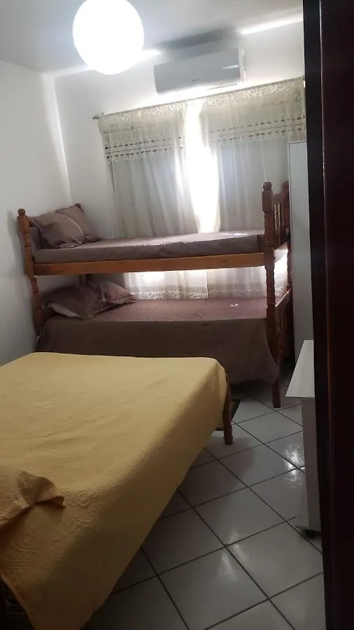 Residencial Costumes Brasileiras Canario Bombinhas Brazil